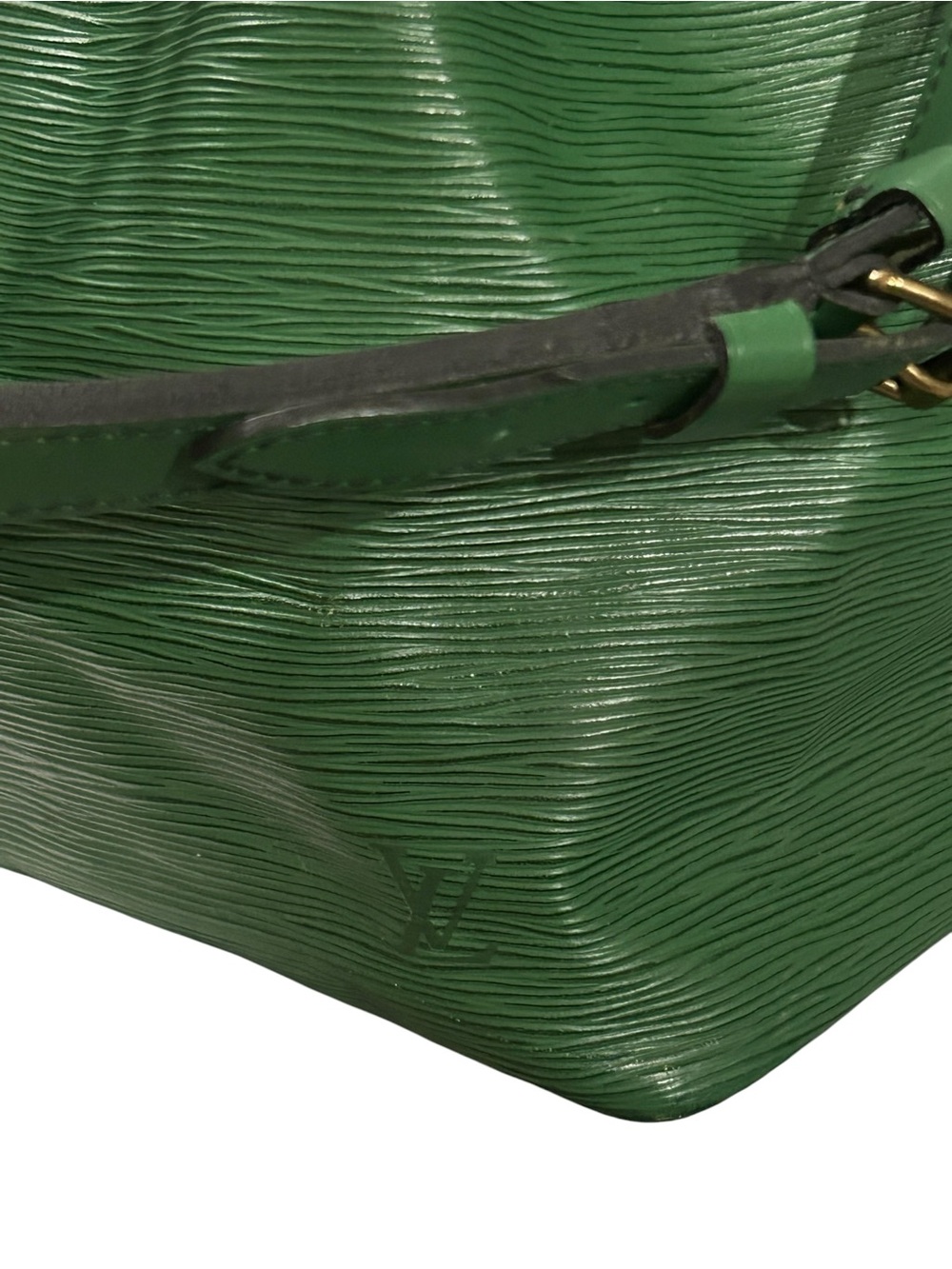 Rare LOUIS VUITTON Petit Noe Bucket Bag Borneo Green Epi Leather Black Stitch - Picture 10 of 15